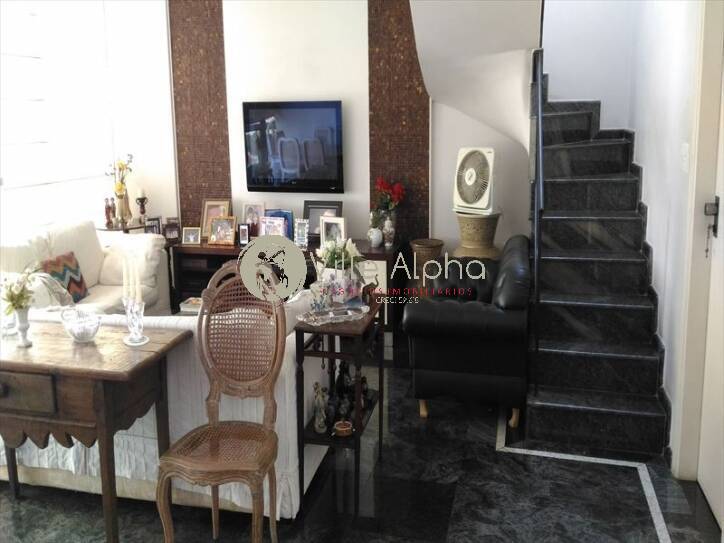 Apartamento à venda com 3 quartos, 200m² - Foto 5