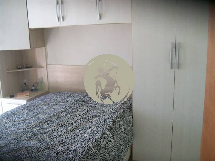 Apartamento à venda com 3 quartos, 188m² - Foto 2