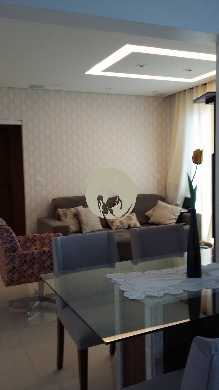 Apartamento à venda com 2 quartos, 84m² - Foto 2