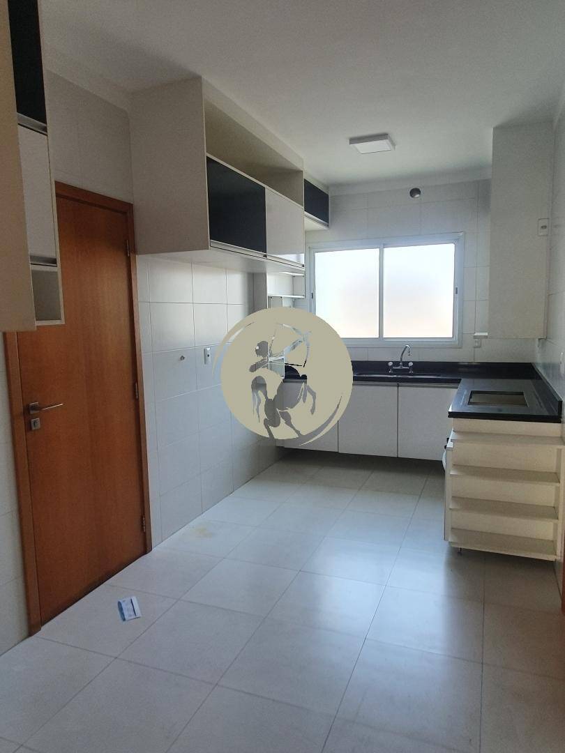 Apartamento à venda com 3 quartos, 178m² - Foto 9