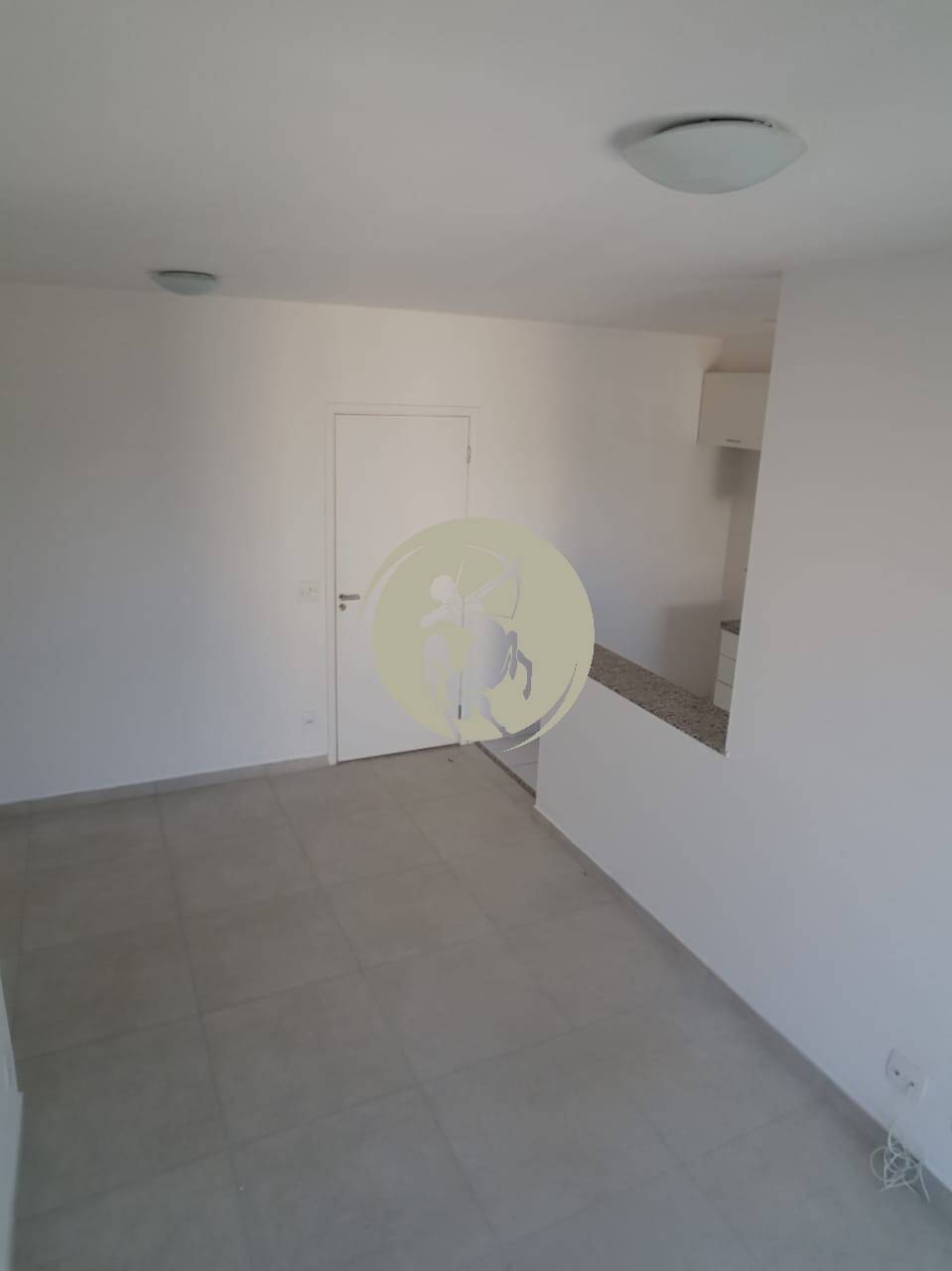 Apartamento à venda com 2 quartos, 60m² - Foto 4