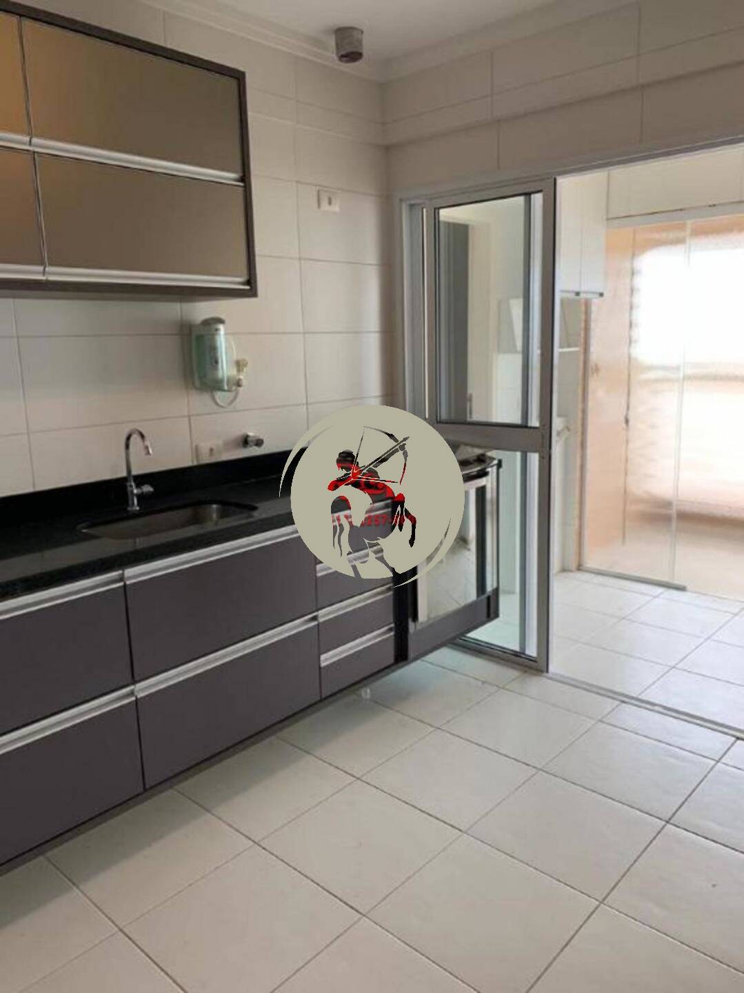 Apartamento à venda com 3 quartos, 155m² - Foto 13