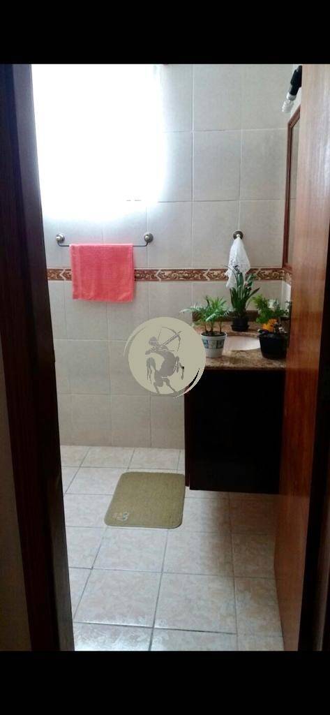 Apartamento à venda com 3 quartos, 125m² - Foto 16