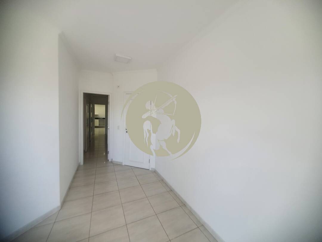 Apartamento à venda com 3 quartos, 118m² - Foto 9