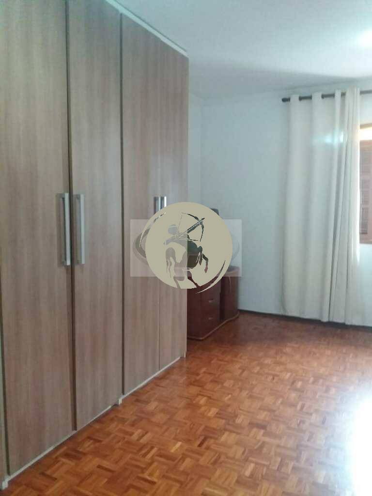 Casa à venda com 3 quartos, 174m² - Foto 7