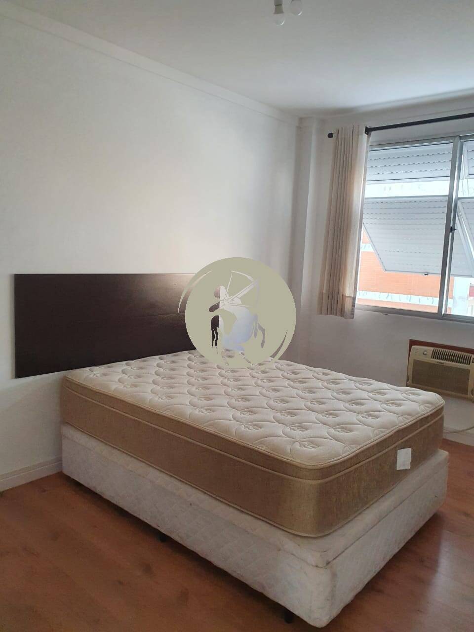 Apartamento à venda com 2 quartos, 90m² - Foto 8