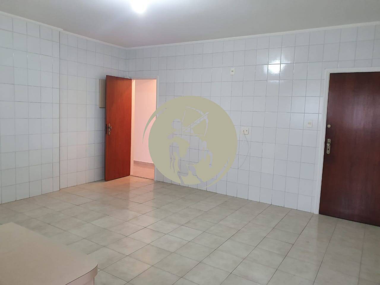 Apartamento à venda com 3 quartos, 180m² - Foto 6