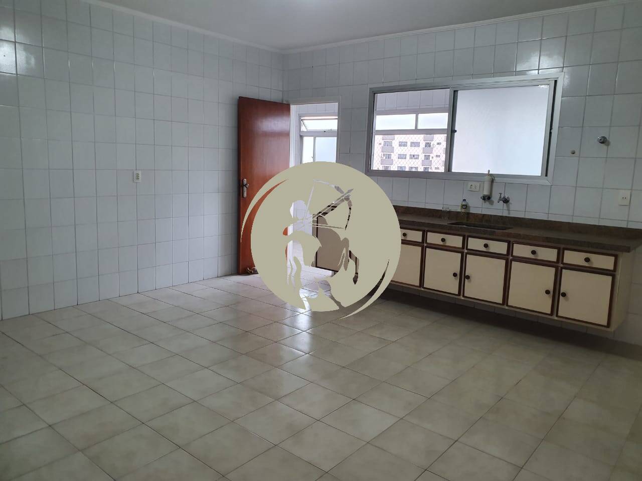 Apartamento à venda com 3 quartos, 180m² - Foto 17