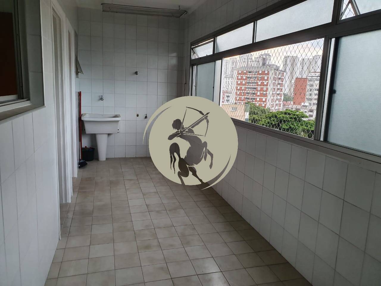 Apartamento à venda com 3 quartos, 180m² - Foto 19