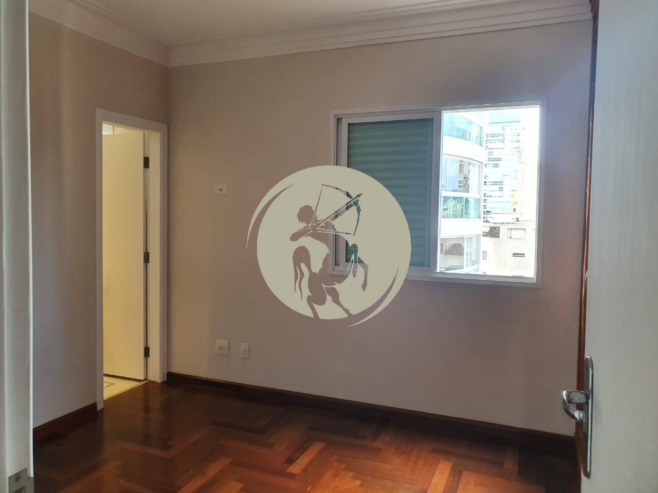 Apartamento à venda com 4 quartos, 190m² - Foto 39