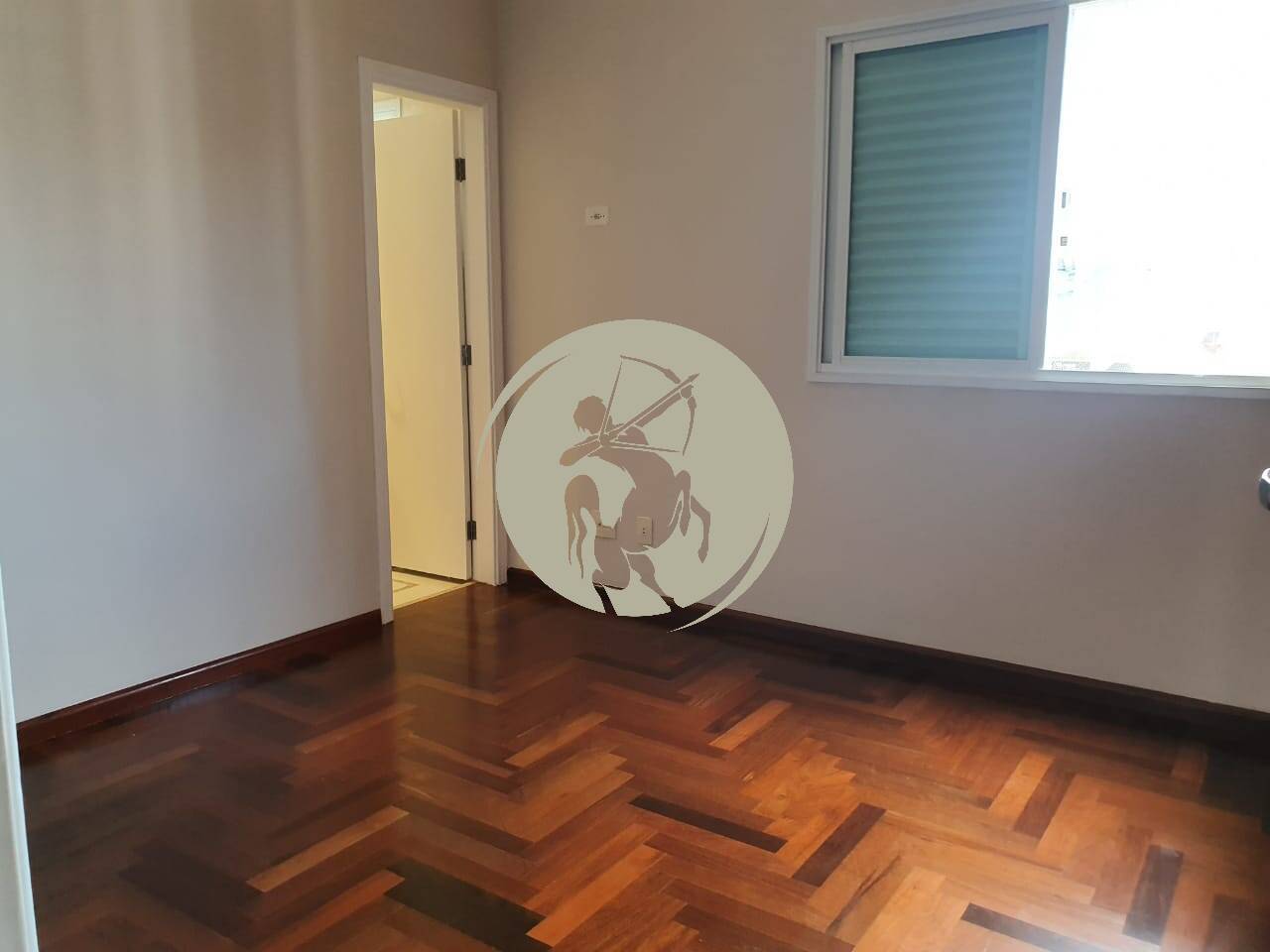 Apartamento à venda com 4 quartos, 190m² - Foto 52