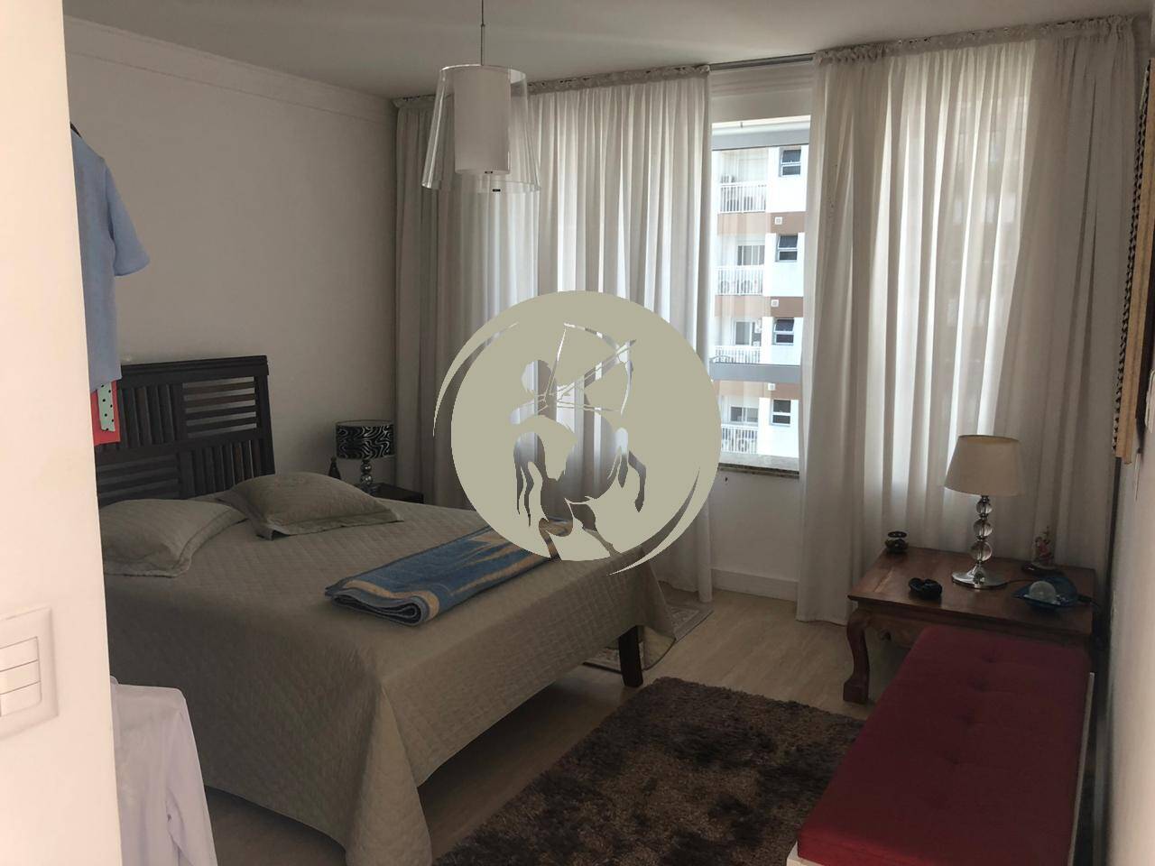 Apartamento à venda com 4 quartos, 205m² - Foto 8