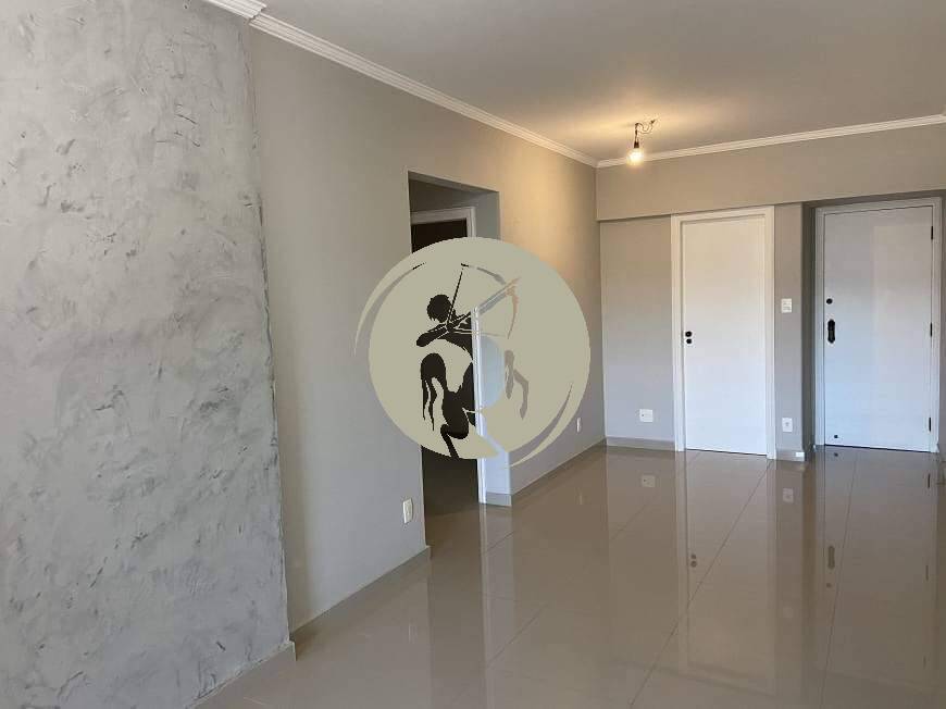 Apartamento à venda com 3 quartos, 105m² - Foto 2