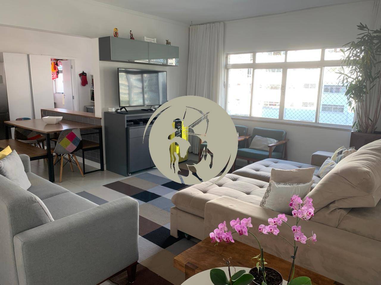 Apartamento à venda com 3 quartos, 150m² - Foto 1