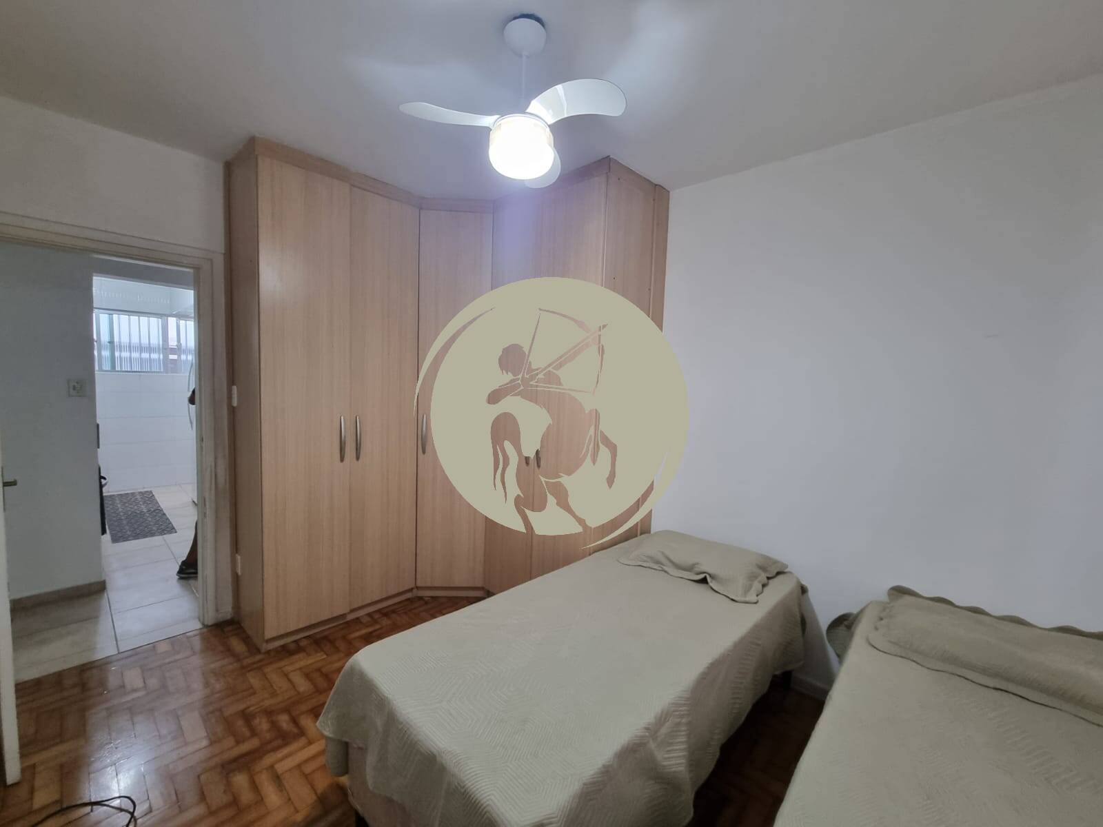 Apartamento à venda com 2 quartos, 65m² - Foto 7