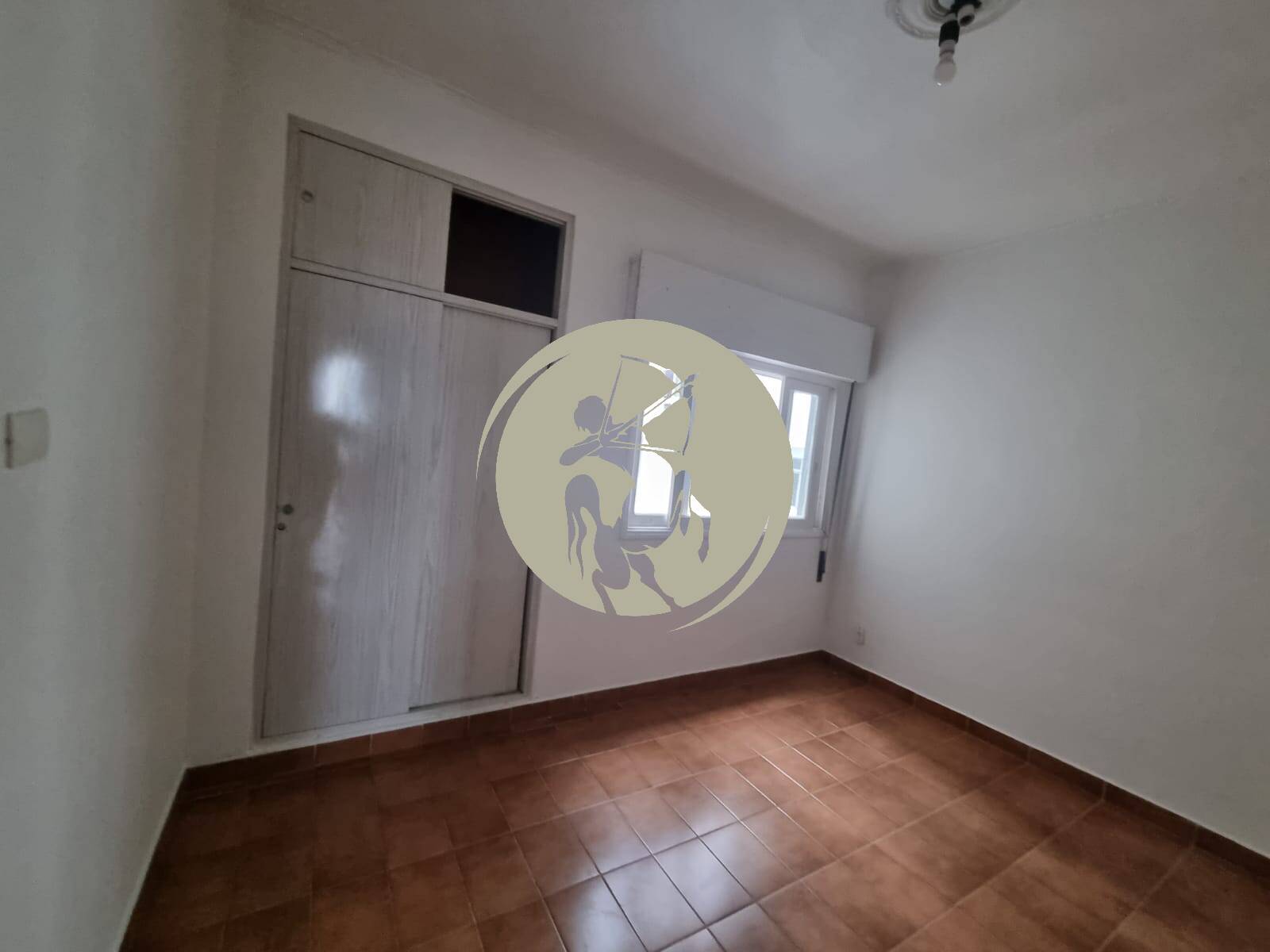 Apartamento à venda com 1 quarto, 60m² - Foto 9