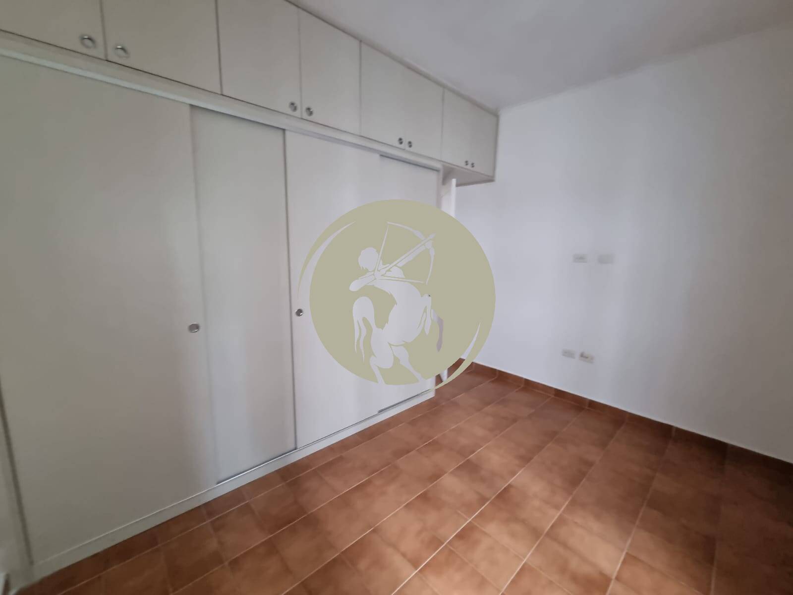 Apartamento à venda com 1 quarto, 60m² - Foto 10