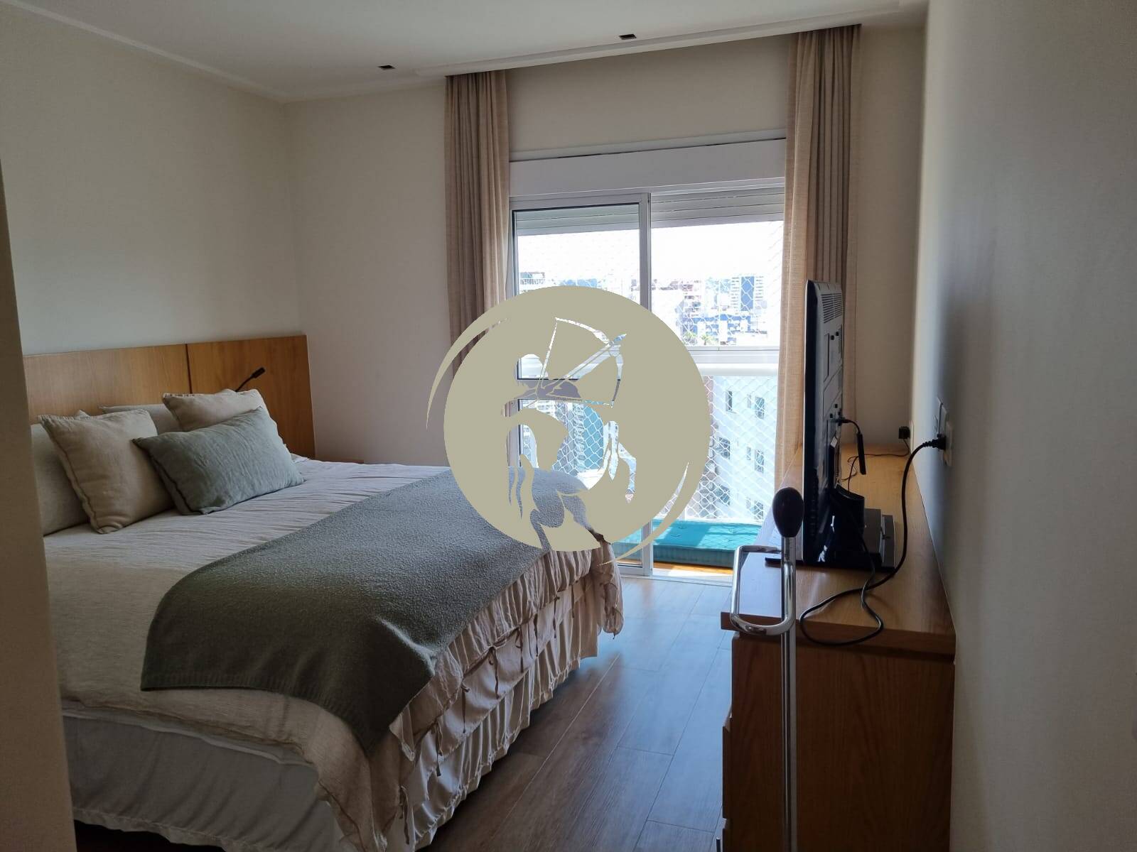 Apartamento à venda e aluguel com 4 quartos, 234m² - Foto 10