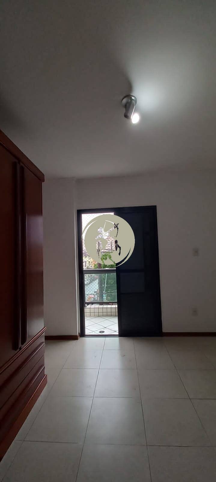 Apartamento à venda com 3 quartos, 115m² - Foto 9