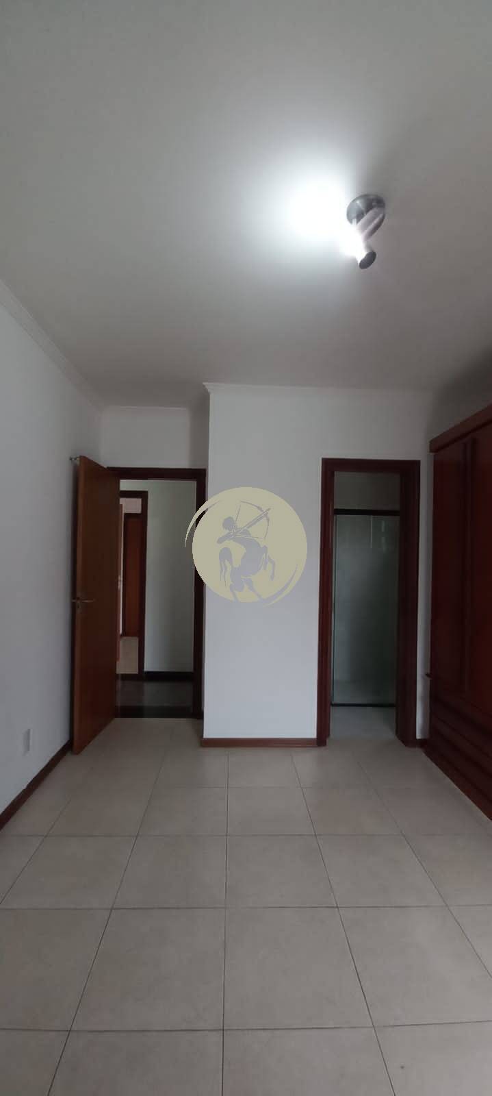 Apartamento à venda com 3 quartos, 115m² - Foto 13