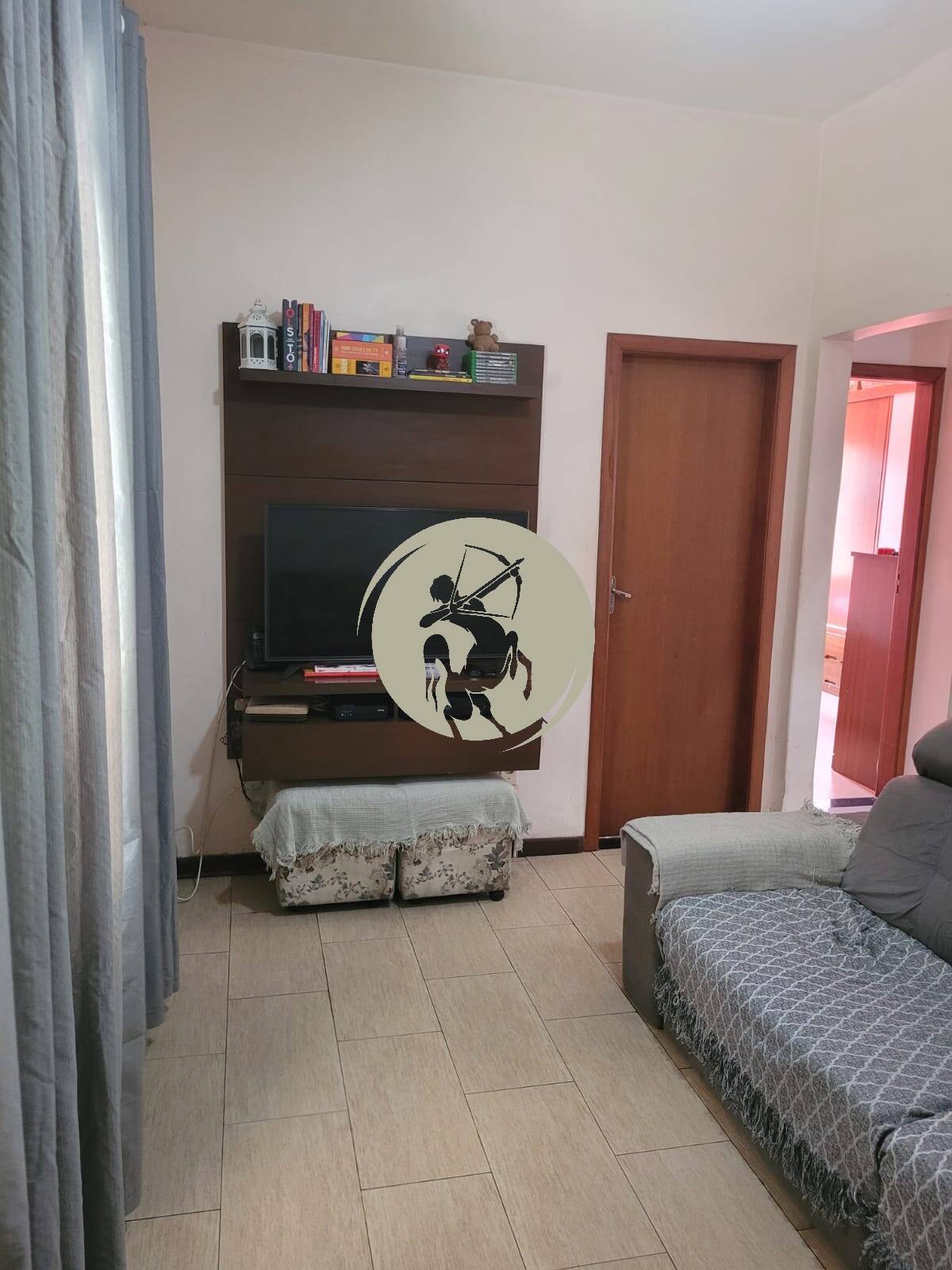 Apartamento à venda com 2 quartos, 60m² - Foto 1