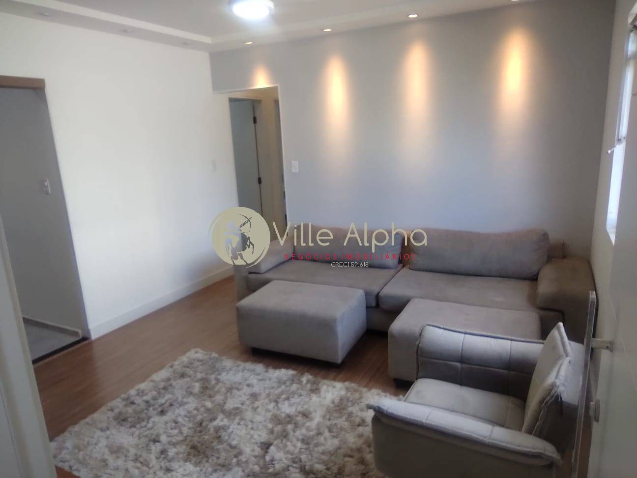 Apartamento à venda com 2 quartos, 75m² - Foto 1