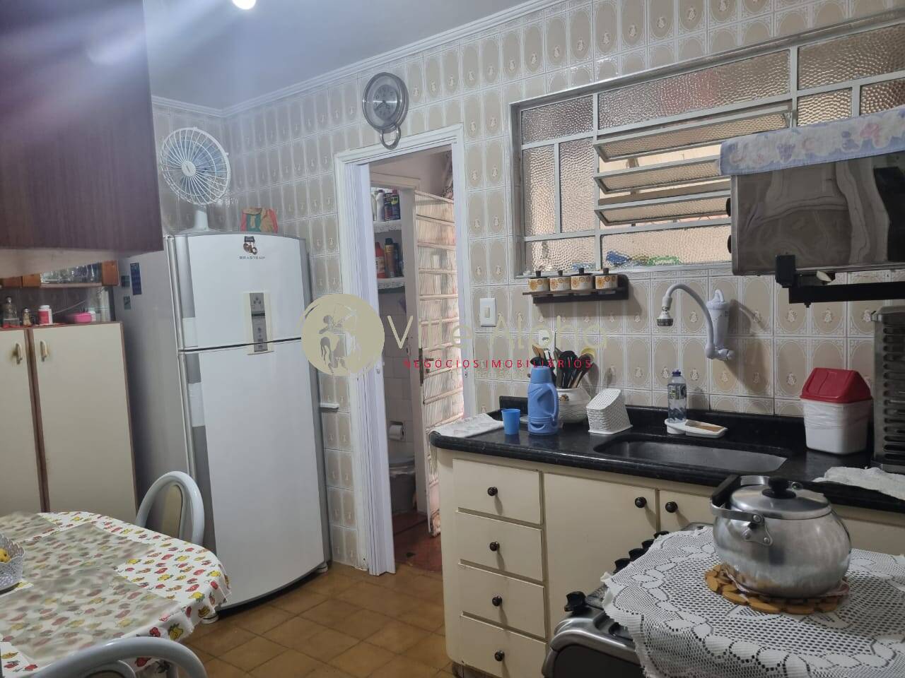 Apartamento à venda com 1 quarto, 64m² - Foto 1