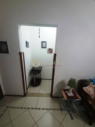 Apartamento à venda com 1 quarto, 53m² - Foto 2