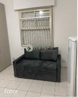 Apartamento à venda com 1 quarto, 27m² - Foto 2