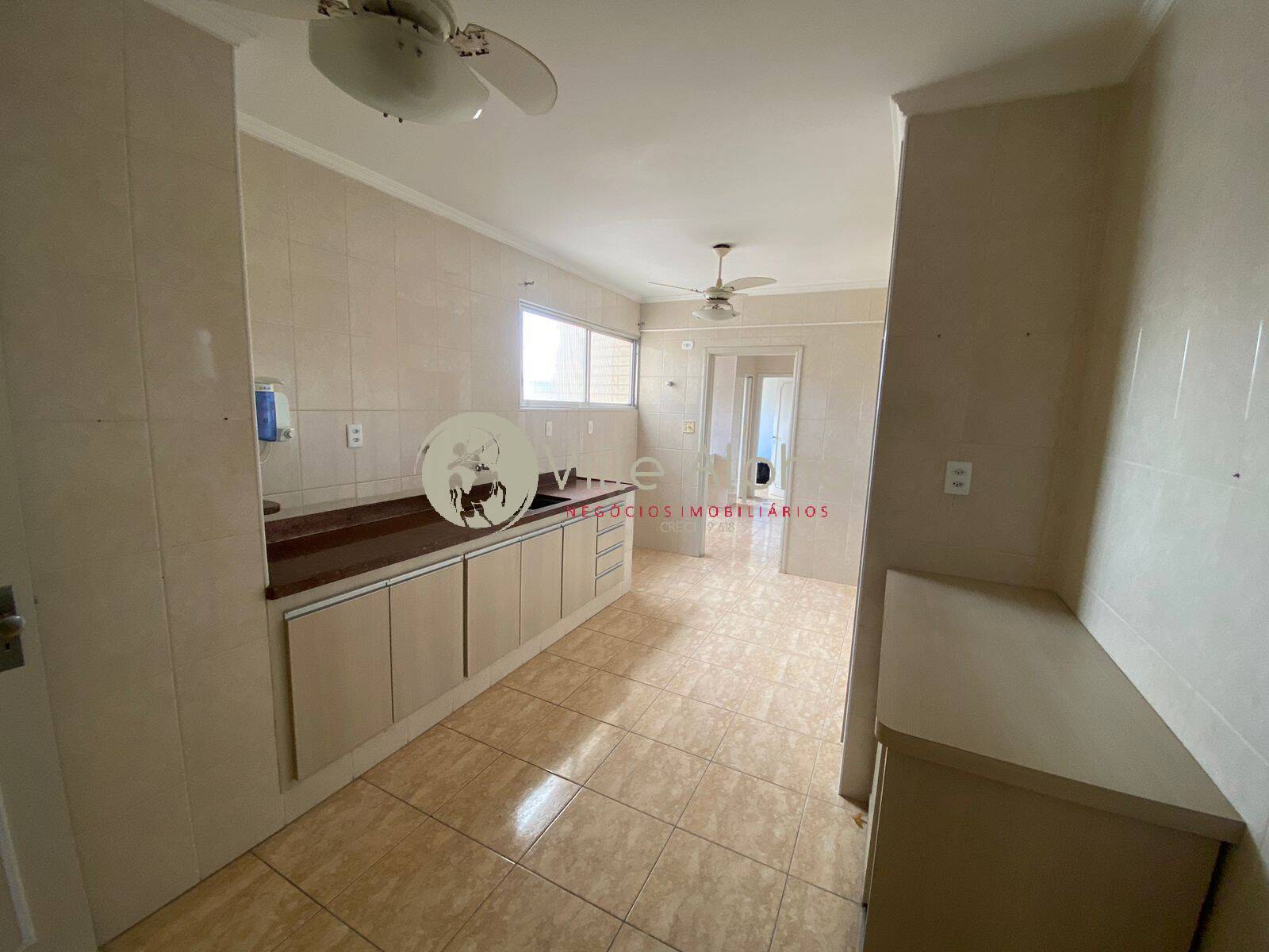 Apartamento à venda com 3 quartos, 200m² - Foto 41