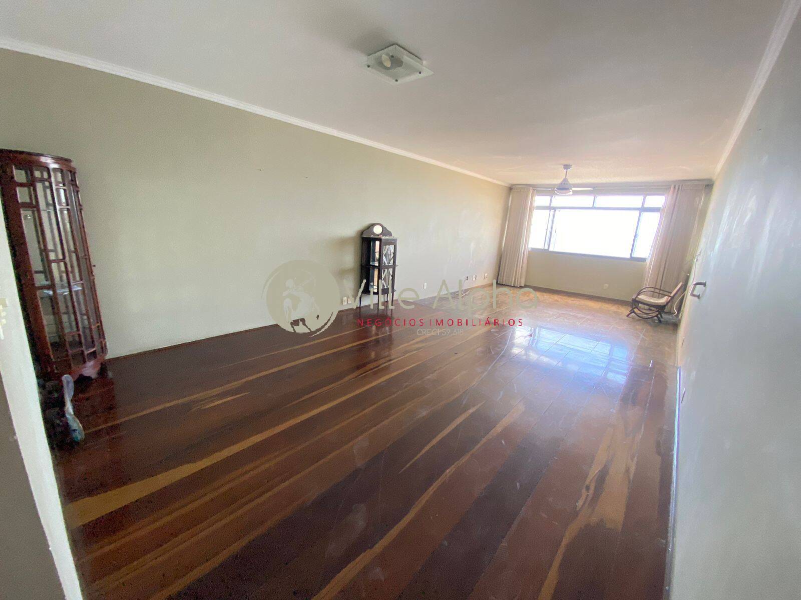 Apartamento à venda com 3 quartos, 200m² - Foto 8