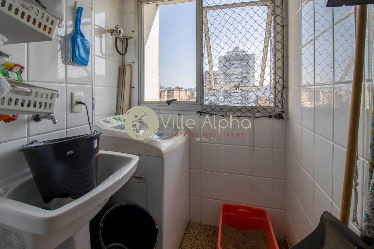 Apartamento à venda com 2 quartos, 70m² - Foto 17