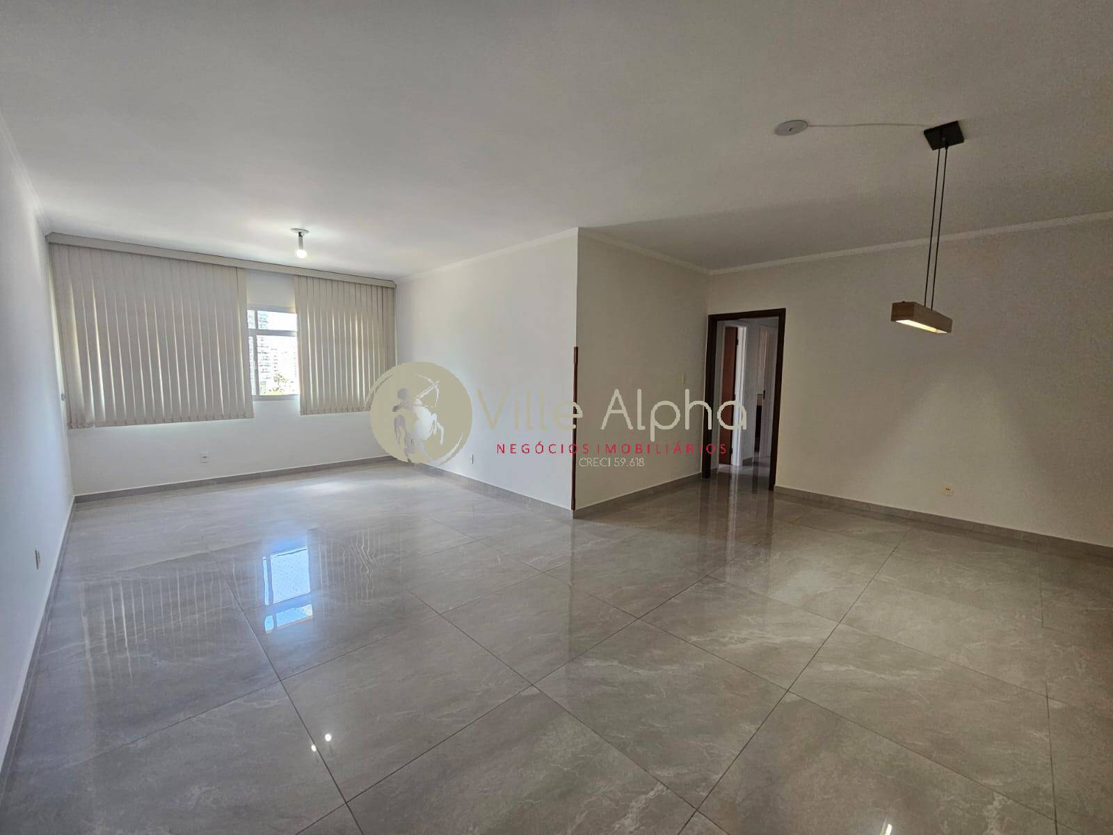 Apartamento à venda com 3 quartos, 150m² - Foto 4