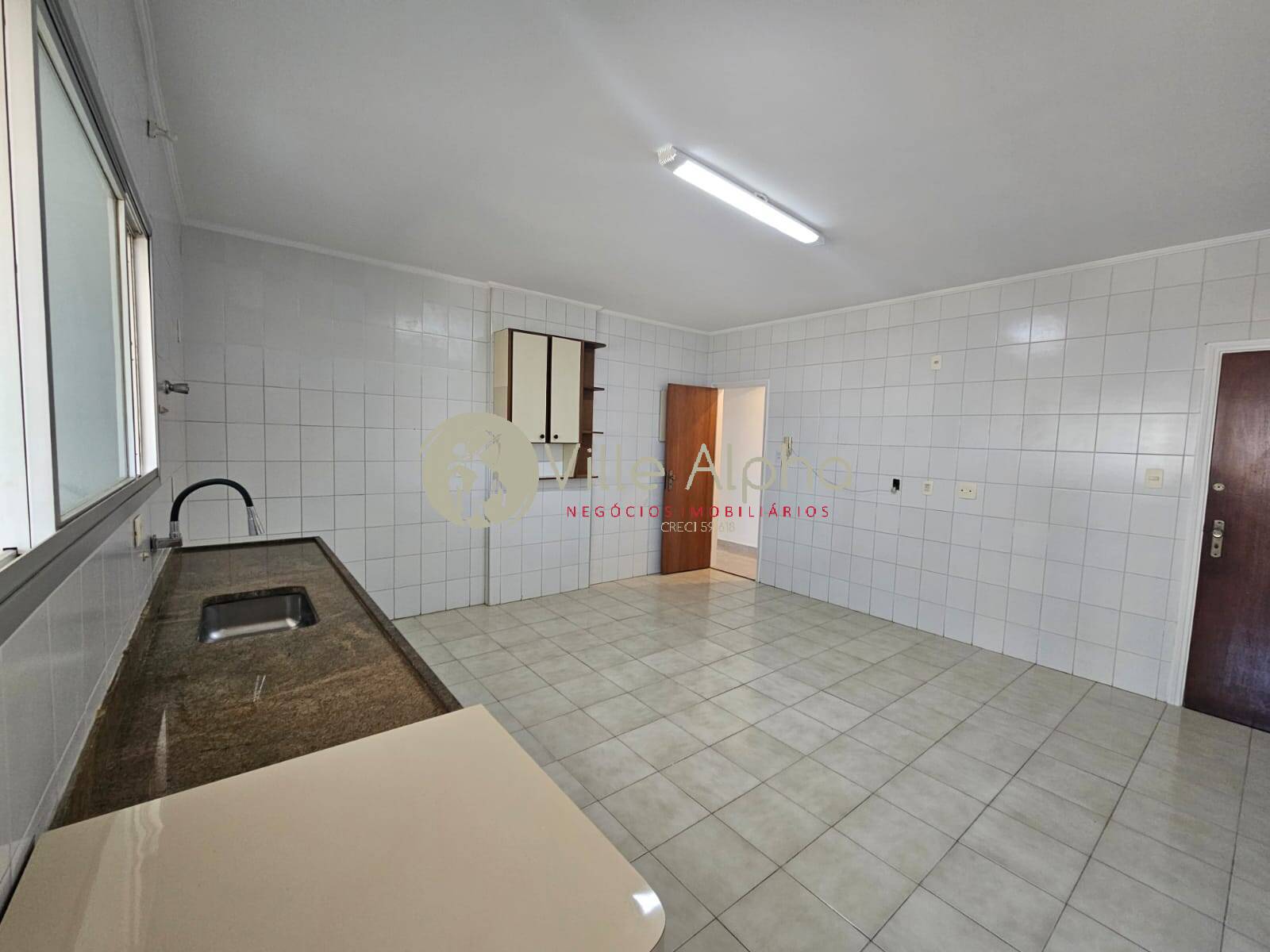 Apartamento à venda com 3 quartos, 150m² - Foto 27