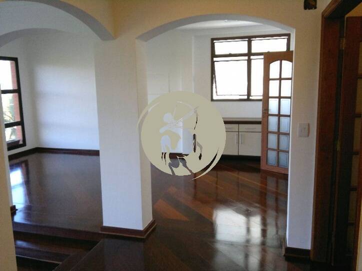 Apartamento à venda com 3 quartos, 198m² - Foto 7