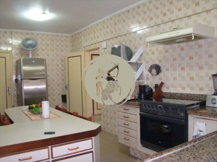 Apartamento à venda com 3 quartos, 140m² - Foto 25