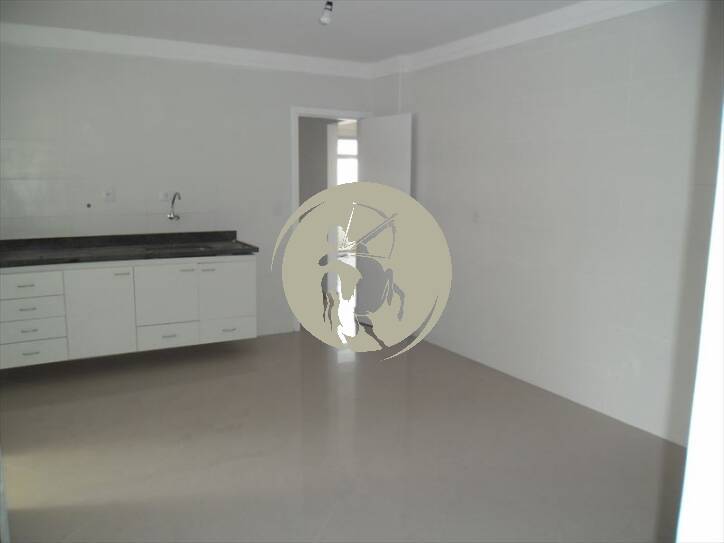 Apartamento à venda com 3 quartos, 133m² - Foto 1