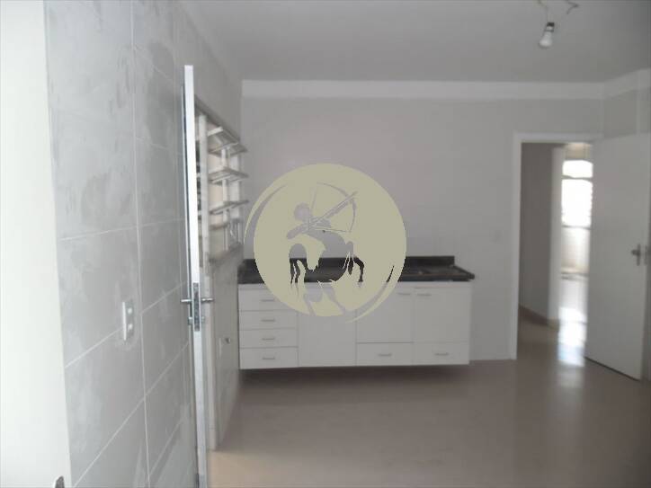 Apartamento à venda com 3 quartos, 133m² - Foto 2