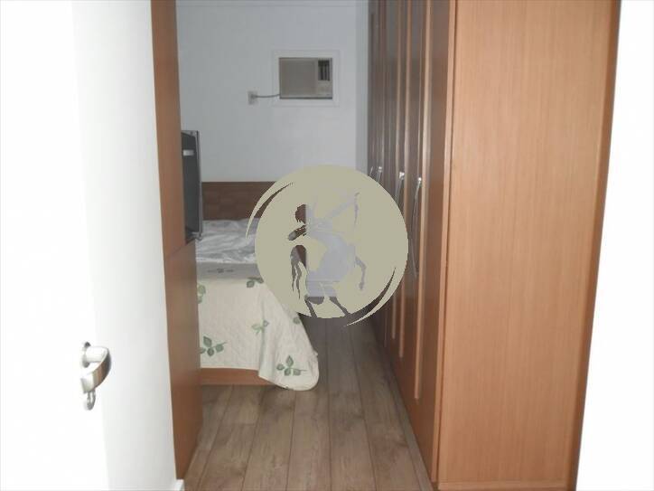 Apartamento à venda com 3 quartos, 130m² - Foto 8