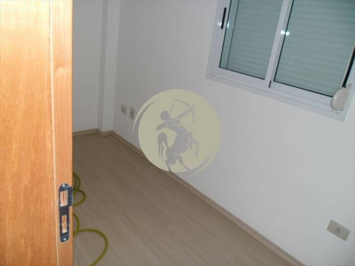 Apartamento à venda com 4 quartos, 180m² - Foto 13