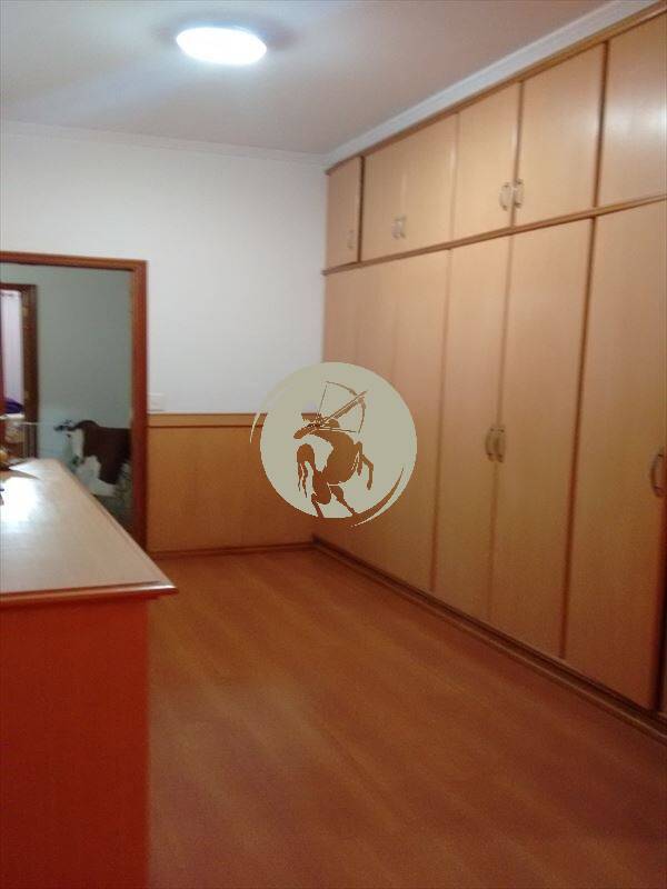 Apartamento à venda com 4 quartos, 220m² - Foto 14