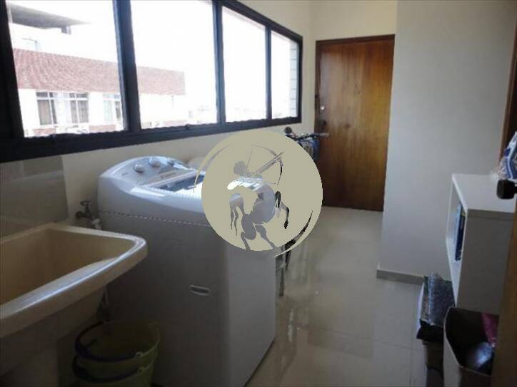 Apartamento à venda com 3 quartos, 110m² - Foto 11