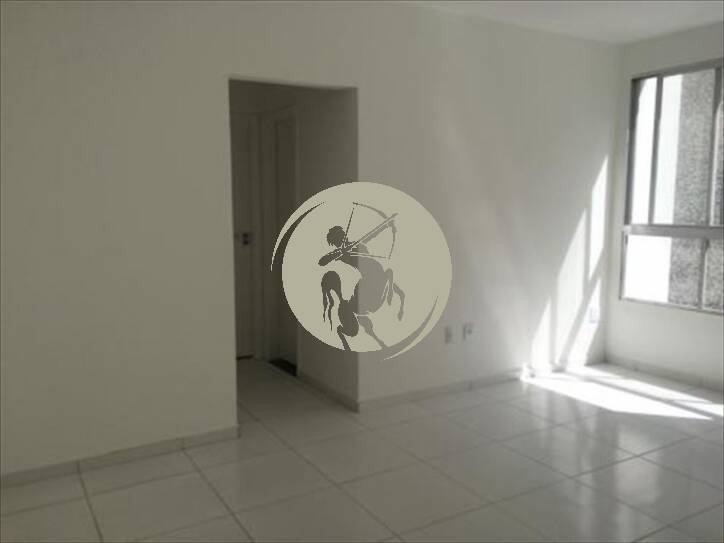 Apartamento à venda com 2 quartos, 90m² - Foto 2