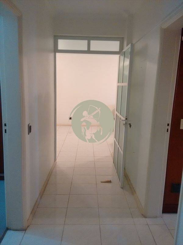 Apartamento à venda com 2 quartos, 100m² - Foto 12