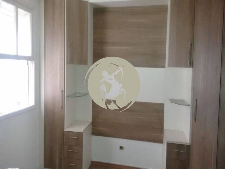 Apartamento à venda com 2 quartos, 80m² - Foto 4