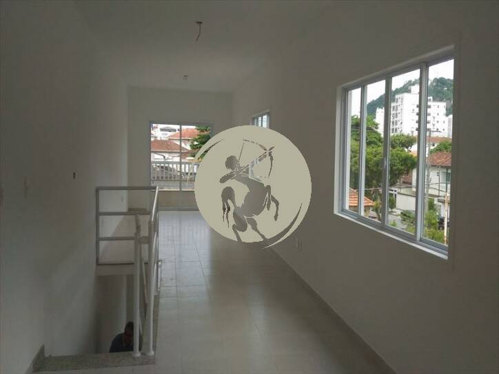 Casa à venda com 3 quartos, 150m² - Foto 1