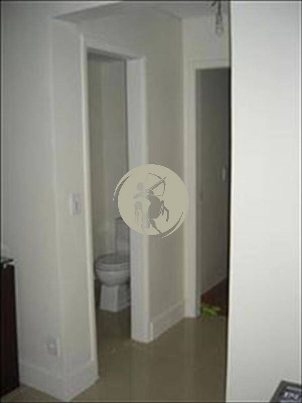 Apartamento à venda com 3 quartos, 205m² - Foto 5