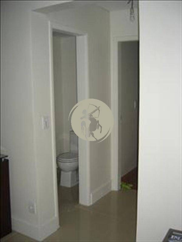 Apartamento à venda com 3 quartos, 205m² - Foto 13