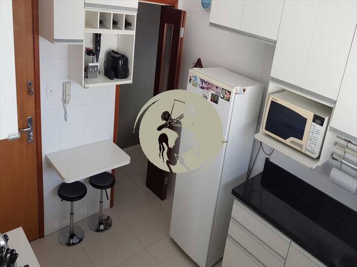 Apartamento à venda com 2 quartos, 83m² - Foto 13