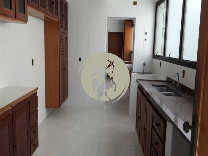 Apartamento para alugar com 4 quartos, 270m² - Foto 7